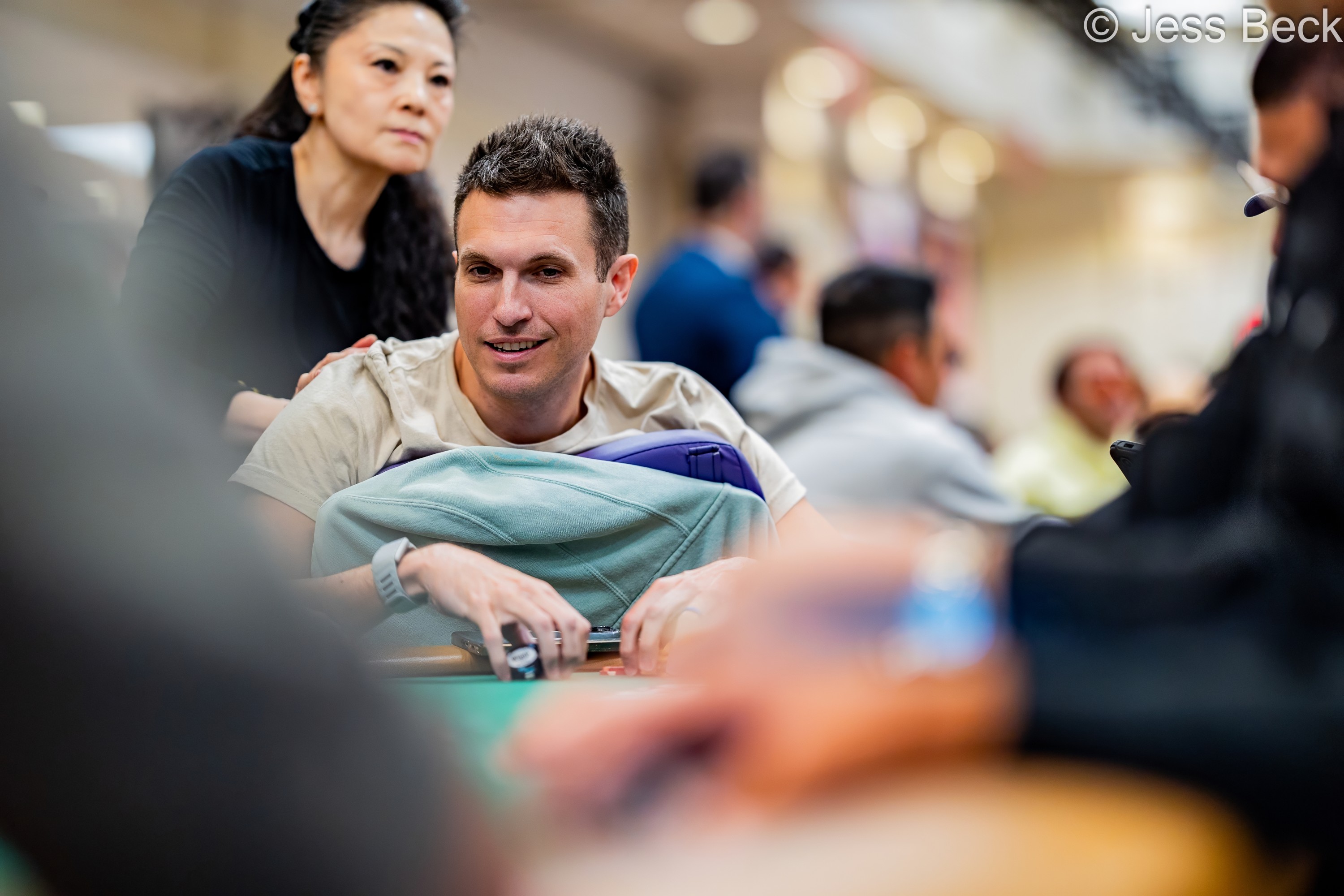 百家乐网址大全 - 德州扑克传奇道格·波尔克的疯狂WSOP主赛事首日：一小时内经历生死轮回 - 百家乐网址